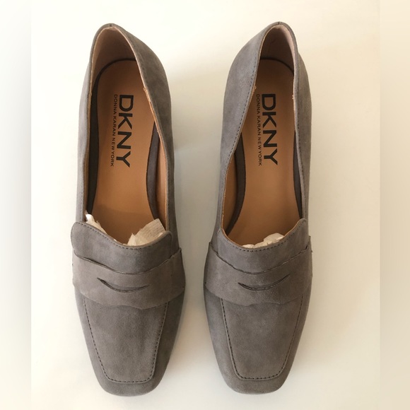 NWOT DKNY Pump - Mid Heel Slip On - Picture 3 of 7